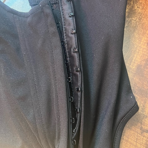 shein black corset top - Picture 4 of 4